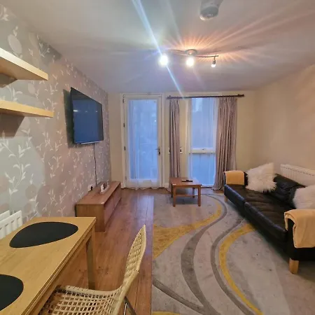 Apartment 1-bed Flat Near Broad St, Nia And Mailbox *