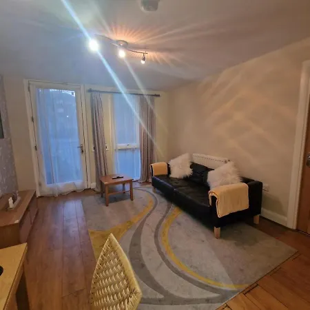 1-bed Flat Near Broad St, Nia And Mailbox *