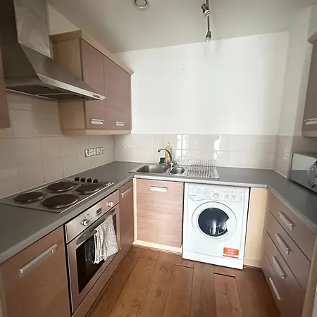 1-bed Flat Near Broad St, Nia And Mailbox Birmingham